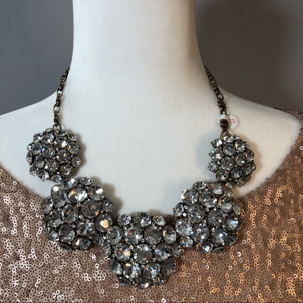 RHINESTONE FIVE CLUSTER SPARKLE NECKLACE